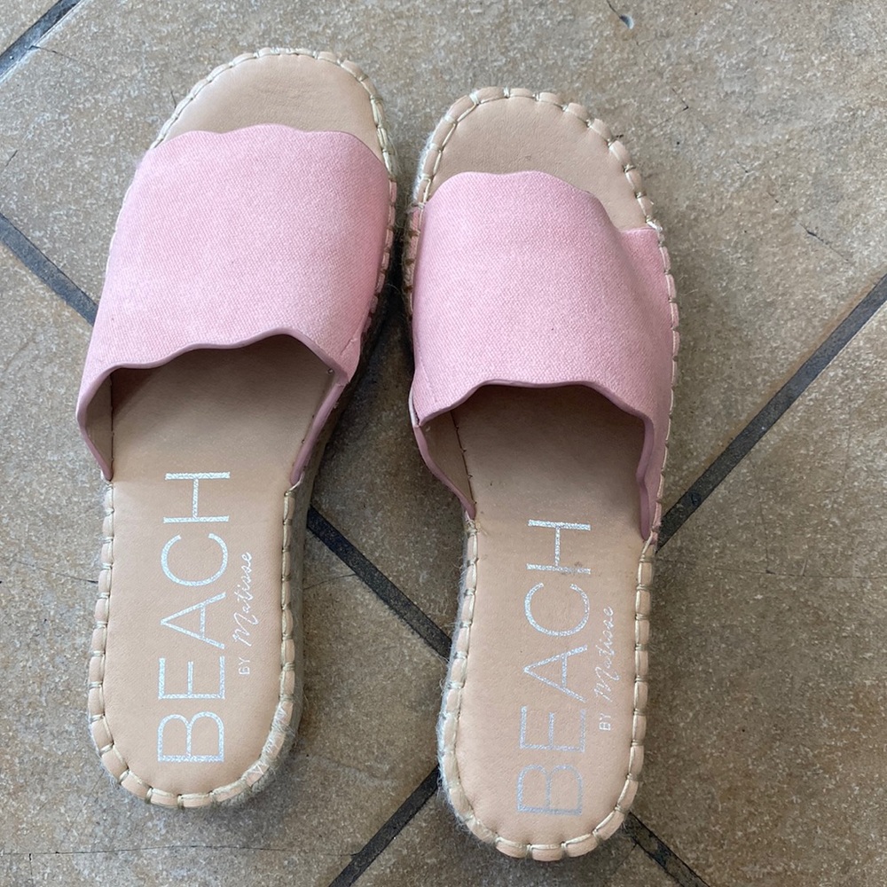 Sandal